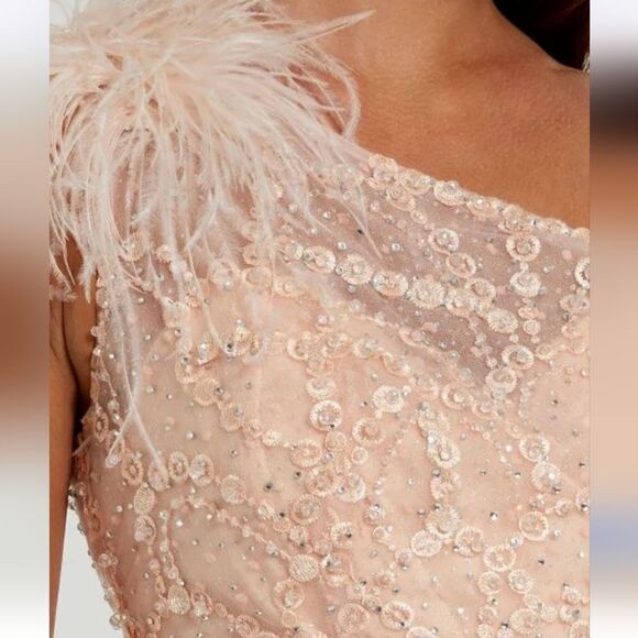 Mac DUGAL Elegant One-Shoulder Lace Dress with Feather Detail SIze 4 $798 - Picture 5 of 14